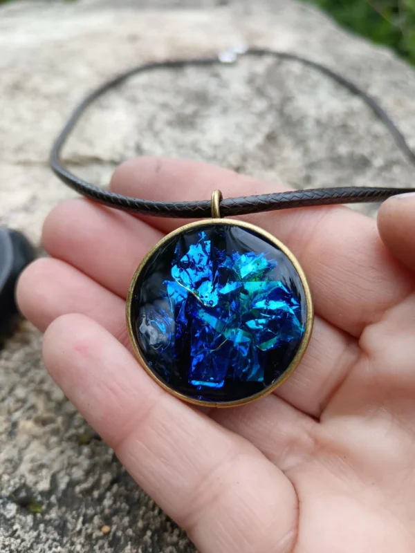 Blue 'Conker' shungite for powerful calming and with Instantly Effective Robust Emf Protection
