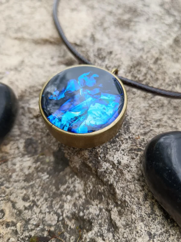 Blue 'Conker' shungite for powerful calming and with Instantly Effective Robust Emf Protection - Image 2